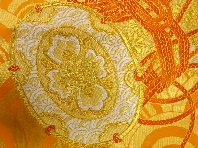  青海波に鼓模様織り出し　袋帯